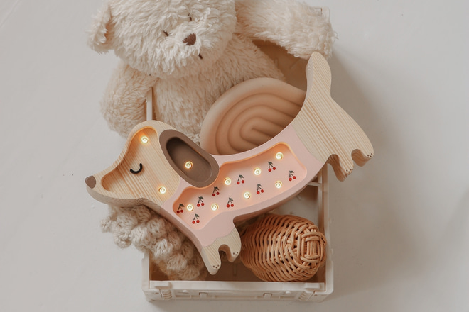 Lâmpada Little Lights Cachorro com Mini Cerejas Rosa