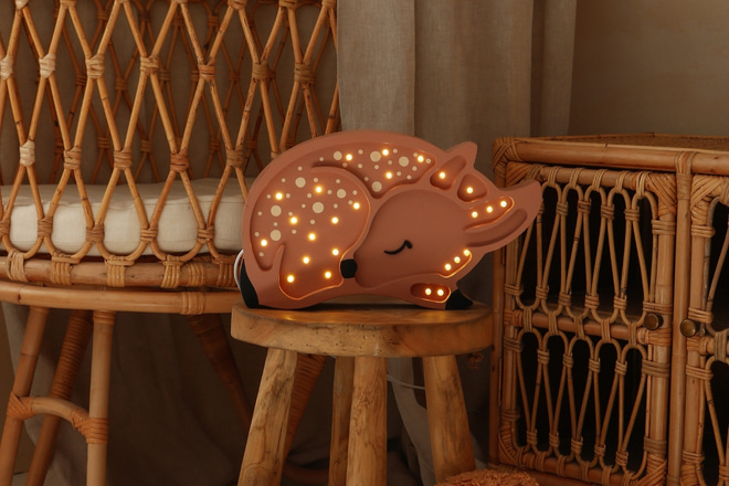 Lampa Little Lights Srnče hnědé LED