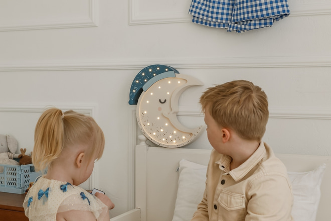 Lampa Little Lights Měsíc modř noci LED