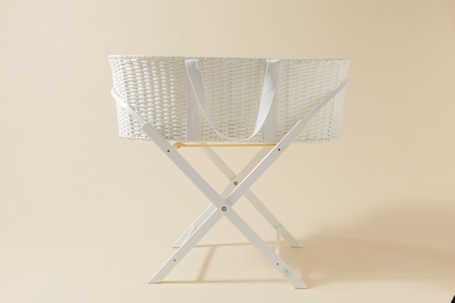 Cuna naturaleza con soporte