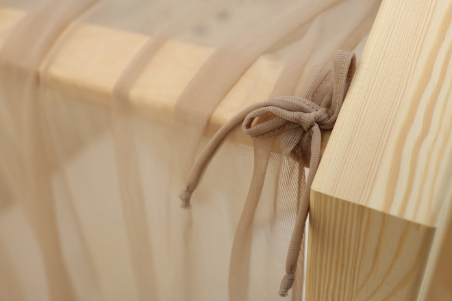 Toile de Lit Cabane Cappuccino en Tulle 