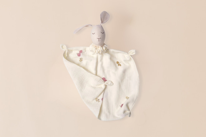 Wild Orchard Huggy Comforter