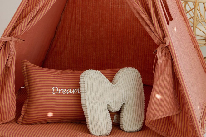Tipi mit Teppich aus Musselin - Dalia
