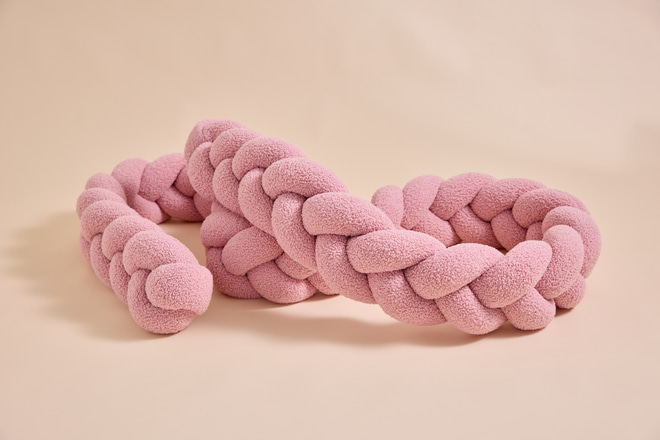 Peach Boucle Bed Bumper - 3 Ropes