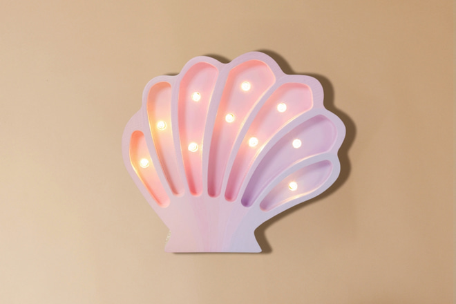 Lampada a conchiglia Little Lights Mermaid Rosa