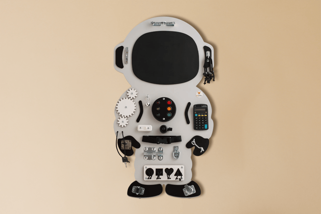 Tavola Montessori l'astronauta Yann