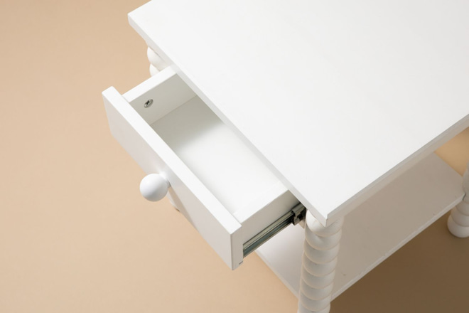 Table de Chevet - Perlés