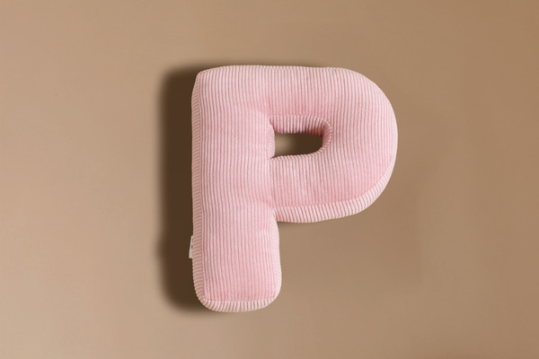 Buchstaben-Kissen P - Rosa Kord