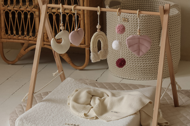Holz-Babygym - Rosa