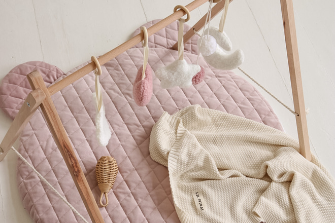 Velvet Bear Mat - Pink