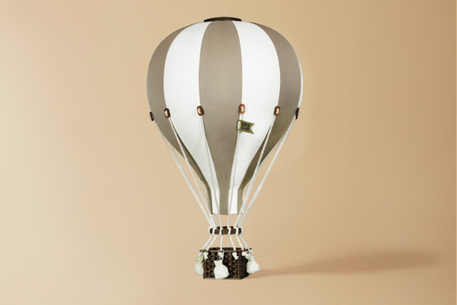 Beige & White Hot Air Balloon