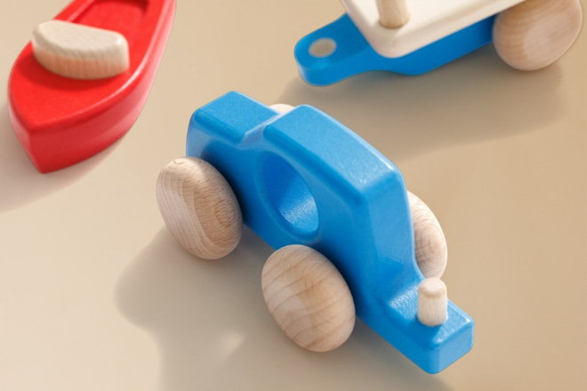 Jouet en bois - Voiture Remorque avec Bâteau