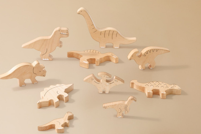 Dinosaurios de madera