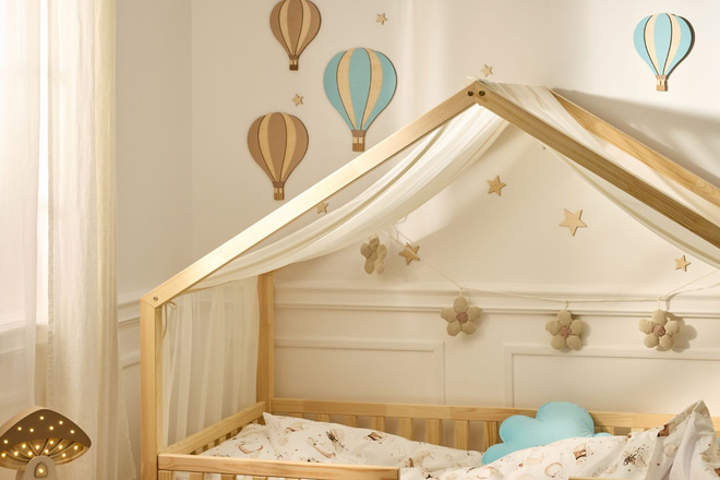 Bed Canopy in Tulle - Vanilla