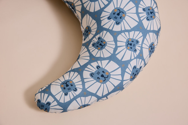 Marguerites Nursing Pillow