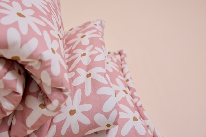 Marguerites Sleeping Bag & Pillow