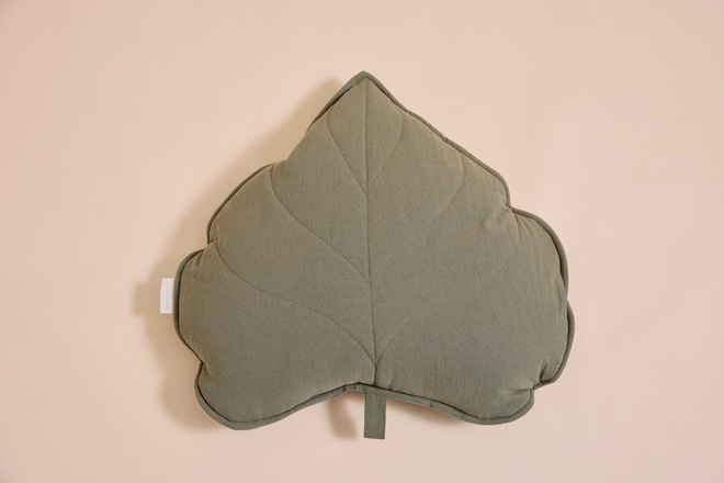 Cuscino Foglia in Cotone – Caramello