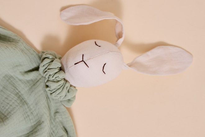 Peluche Mantita Huggy Sammy