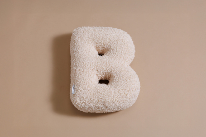 Cuscino Lettera B - Vanilla Boucle