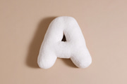 Almofada Letra A - Boucle Off White