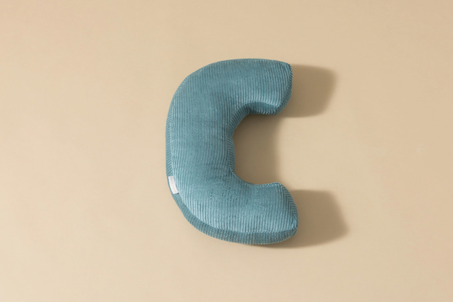 Cuscino Lettera C - Velluto a Coste Blu