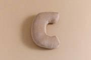Coussin Lettre C - Velours Côtelé Cappuccino