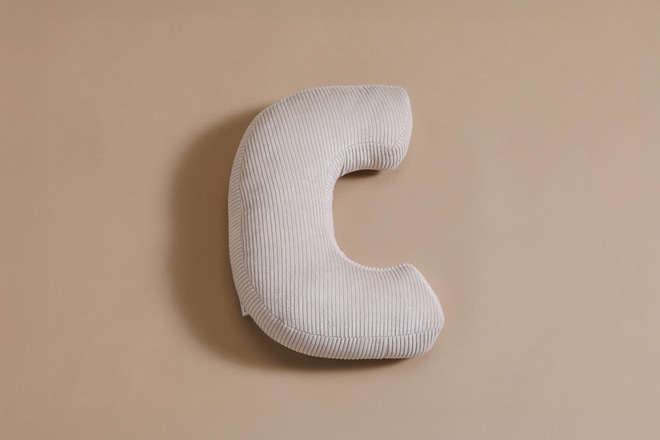 Coussin Lettre C - Velours Côtelé Écru