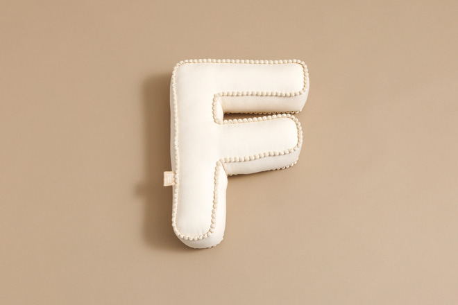 Cuscino Lettera F - Boho Vaniglia