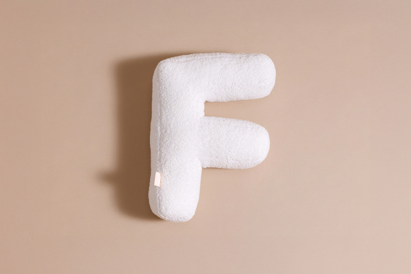 Polštář Písmeno F - Bouclé Off White