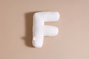 Coussin Lettre F - Bouclé Off White