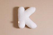 Buchstaben-Kissen K - Off White Bouclé