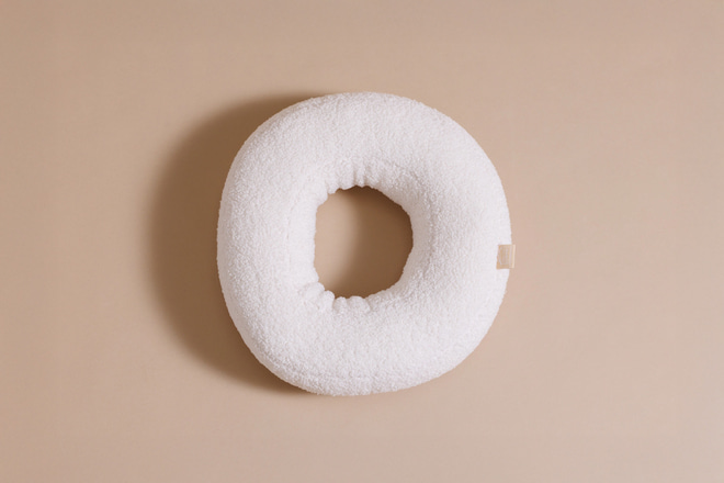 Almofada Letra O - Boucle Off White