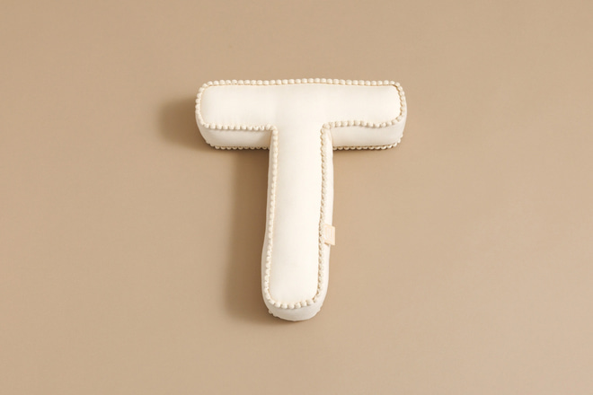 Coussin Lettre T - Boho Vanille