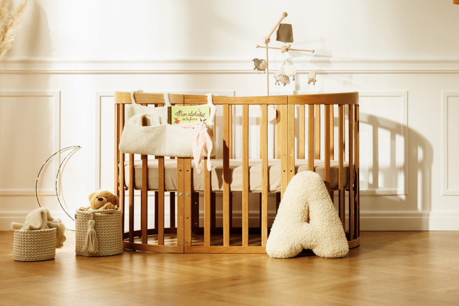 7 in 1 Oval Evolving Cradle - Vintage