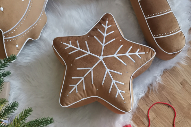 Star Cushion – Caramel