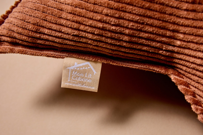 Coussin Étoile en Velours Côtelé Caramel