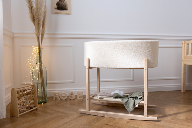 Berço de Veludo Cotelê com Suporte de Balanço - Natural