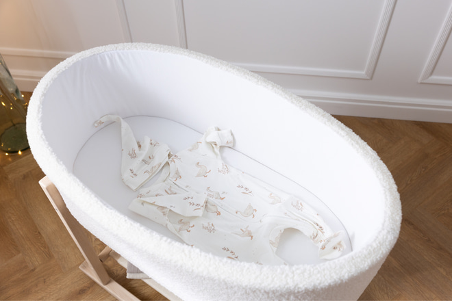 Corduroy Moses Basket with Rocking Stand - Natural