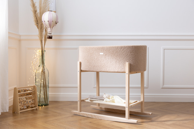 Corduroy Moses Basket with Rocking Stand - Natural