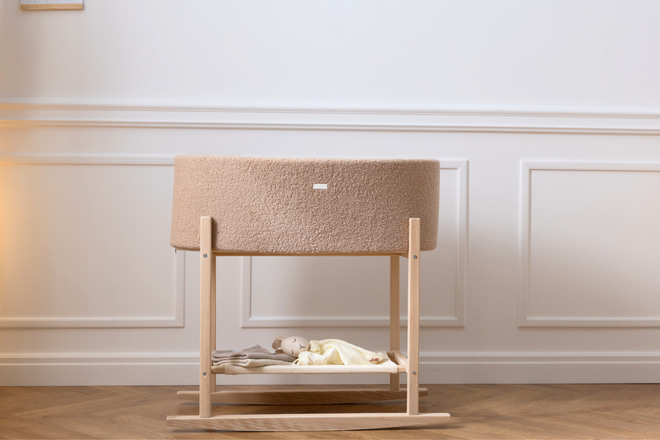 Corduroy Moses Basket with Rocking Stand - Natural