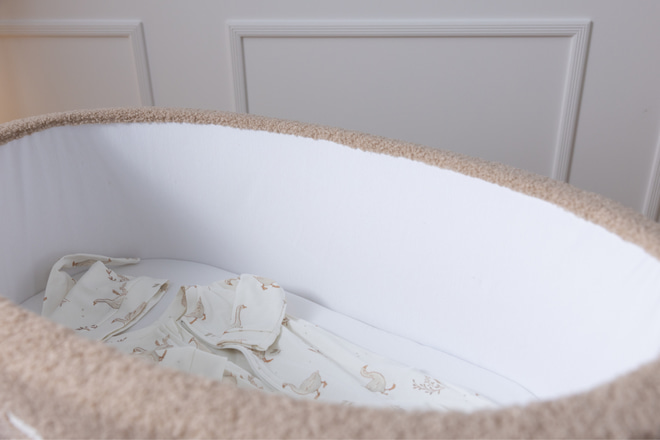 Corduroy Moses Basket with Rocking Stand - Natural