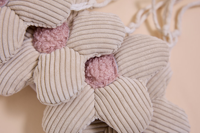 Guirlande Fleurs en Velours Côtelé - Beige