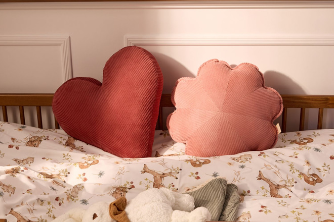 Cojín Corazón de Pana Marsala 