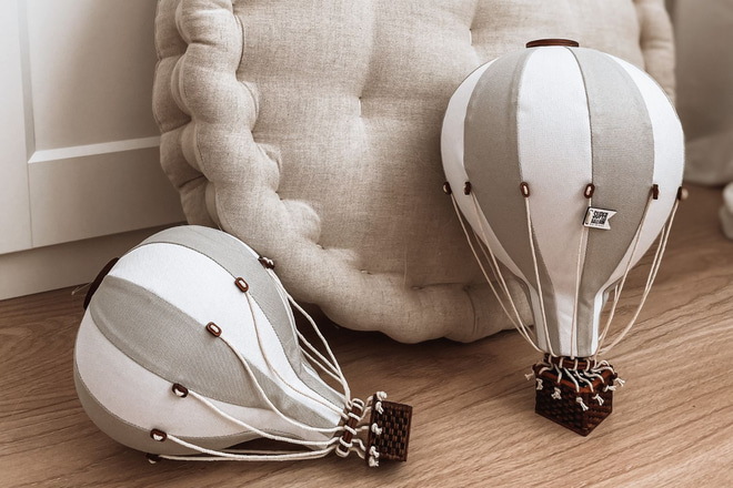 Light Grey Hot Air Balloon