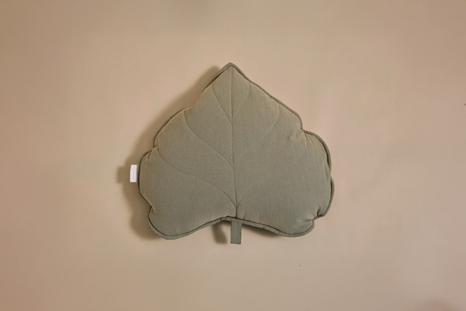 Coussin Feuille en Coton – Kaki