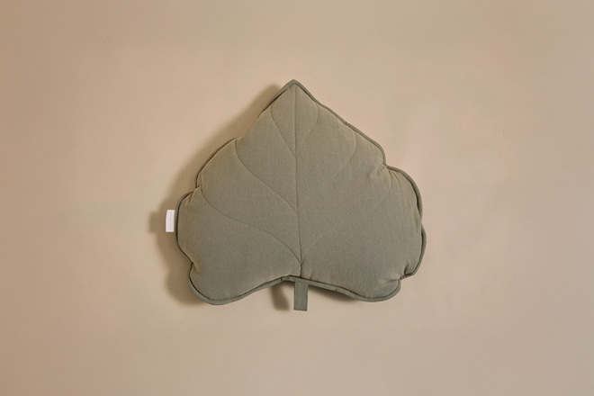 Baumwoll-Kissen in Blattform – Khaki