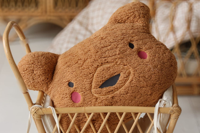 Coussin Bouclé Teddy – Camel