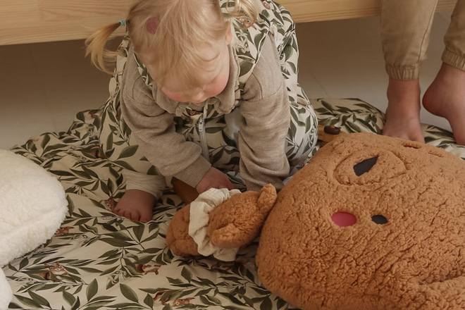 Coussin Bouclé Teddy – Camel