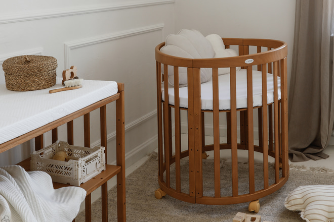 7 in 1 Oval Evolving Cradle - Vintage