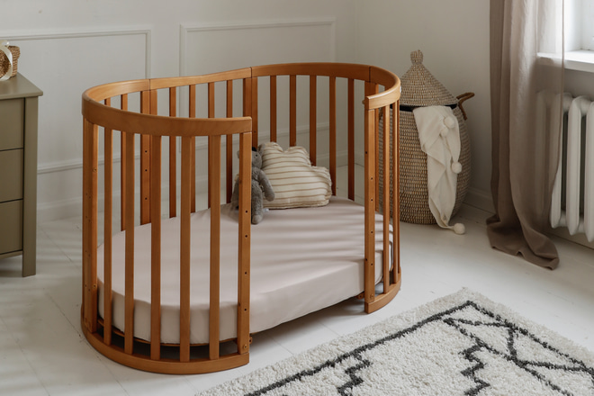 7 in 1 Oval Evolving Cradle - Vintage